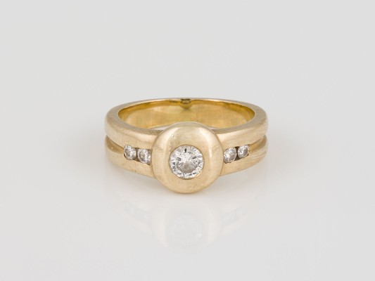 Auktion 146<br>BRILLANT RING