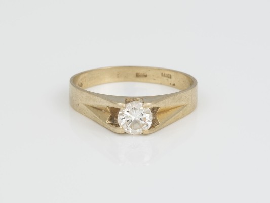 Auktion 146<br>BRILLANT RING