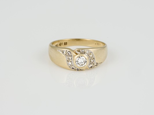 Auktion 146<br>BRILLANT RING