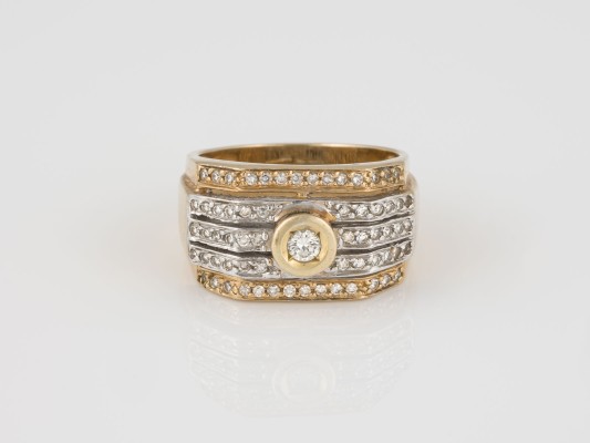 Auktion 146<br>DIAMANT RING