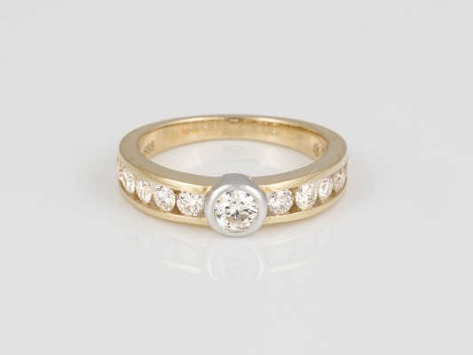 Auktion 146<br>BRILLANT RING