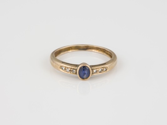 Auction 146<br>SAPHIR RING