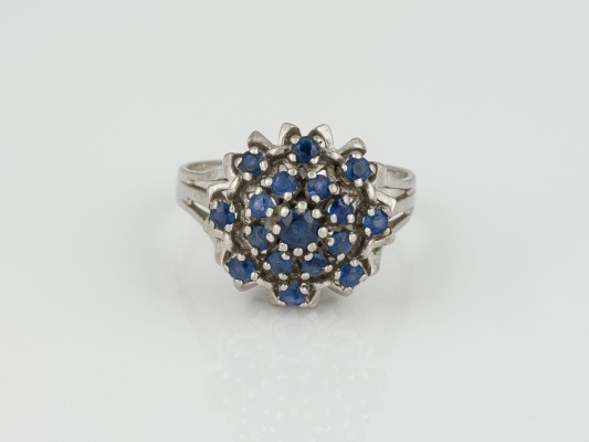 Auction 146<br>SAPHIR RING