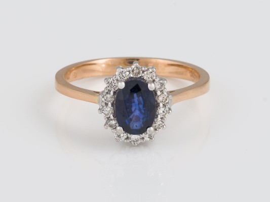 Auction 146<br>SAPHIR RING