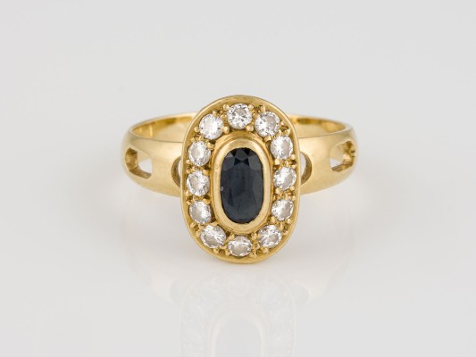 Auction 146<br>SAPHIR-BRILLANT RING