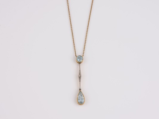 Auction 146<br>AQUAMARIN COLLIER