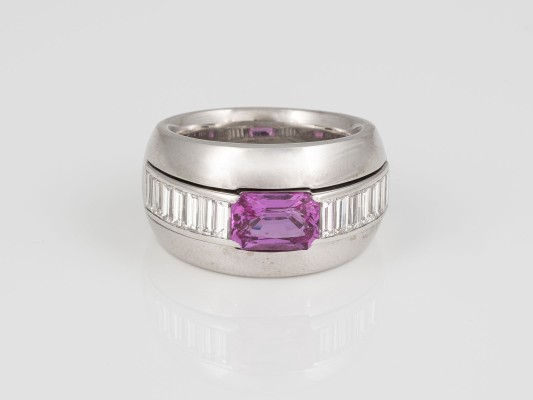 Auktion 146<br>ROSA SAPHIR RING