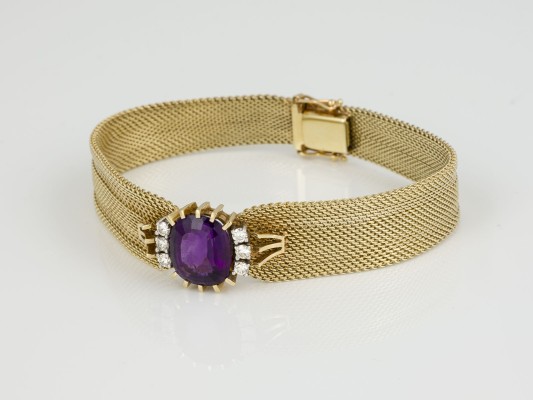 Auktion 146<br>AMETHYST ARMBAND