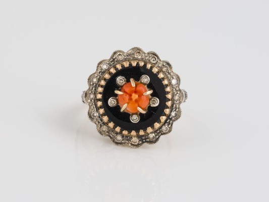 Auction 146<br>KORALLEN RING*