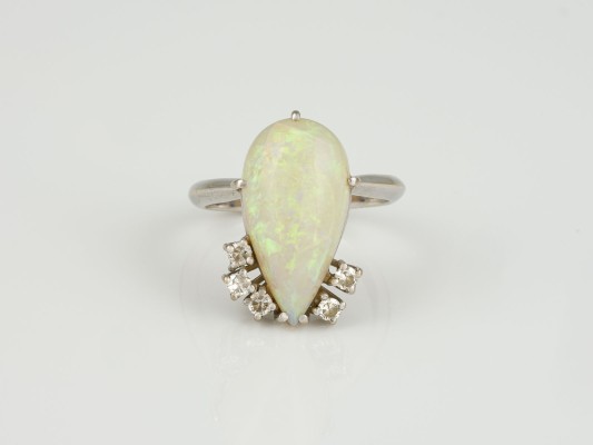 Auktion 146<br>OPAL RING