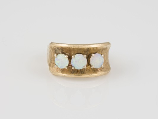 Auction 146<br>OPAL RING