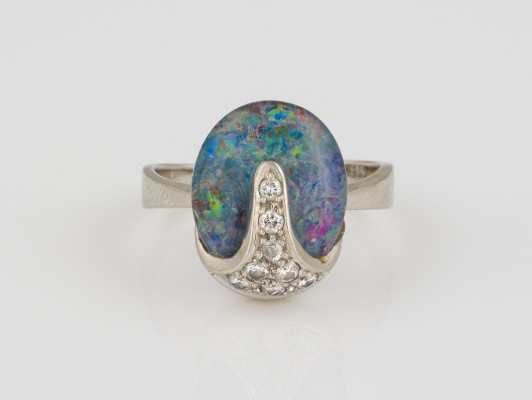 Auktion 146<br>MODERNER OPAL RING