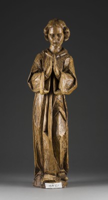 Auction 146<br>STEHENDE BETENDE APOSTELFIGUR