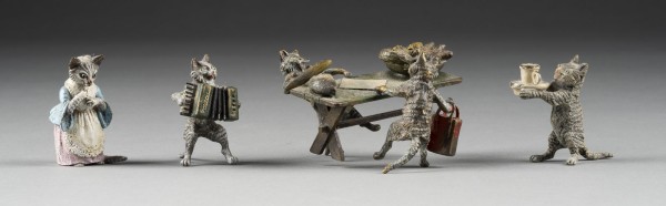 Auction 146<br>KONVOLUT VON VIER KATZENFIGUREN